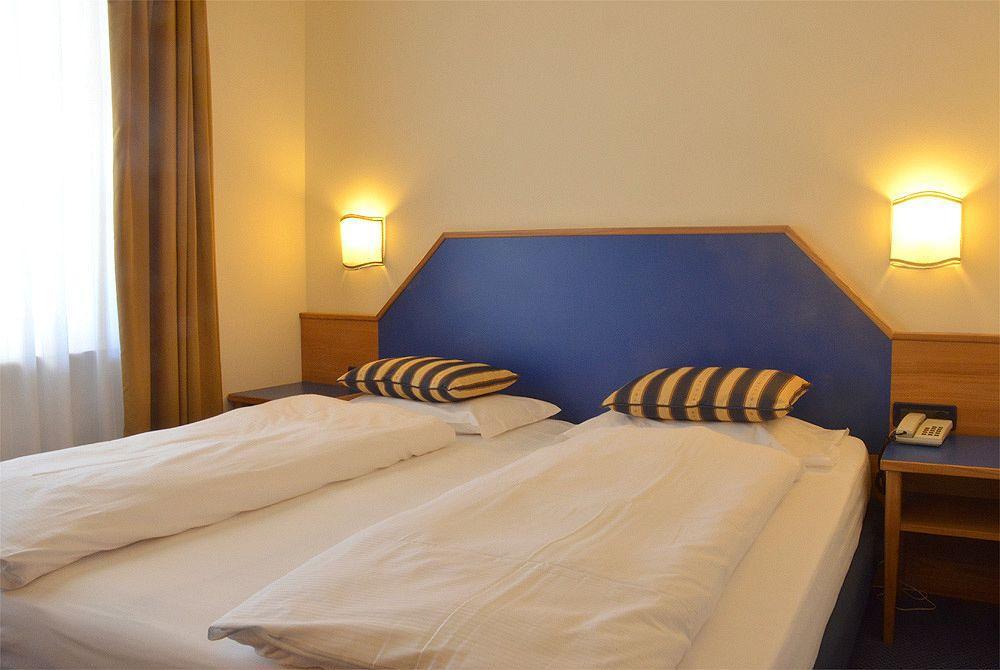 Alpholiday Dolomiti Wellness & Family Hotel Dimaro Eksteriør bilde
