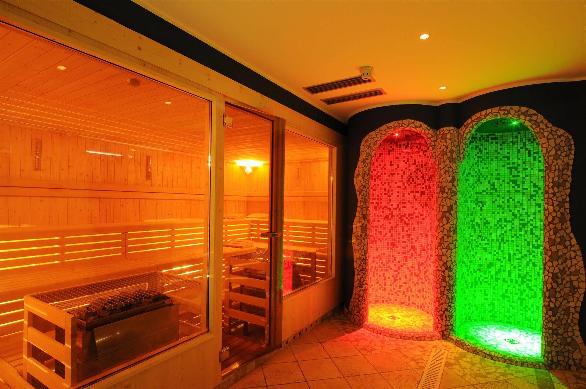 Alpholiday Dolomiti Wellness & Family Hotel Dimaro Fasiliteter bilde